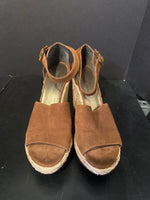 Load image into Gallery viewer, Stuart Weitzman Suede Espadrille Shoes - size 10
