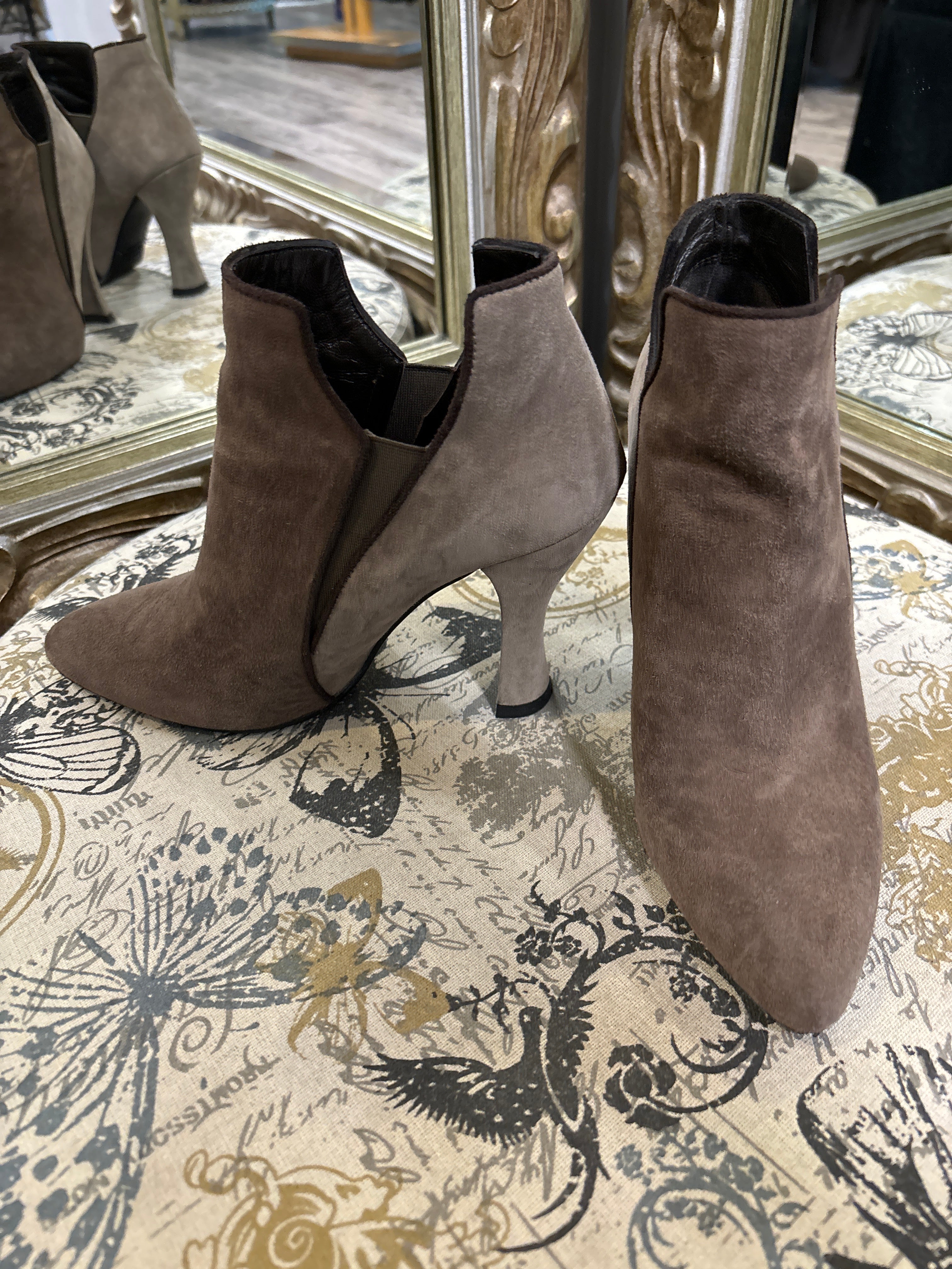 Stuart Weitzman Point Suede Booties - Size 6