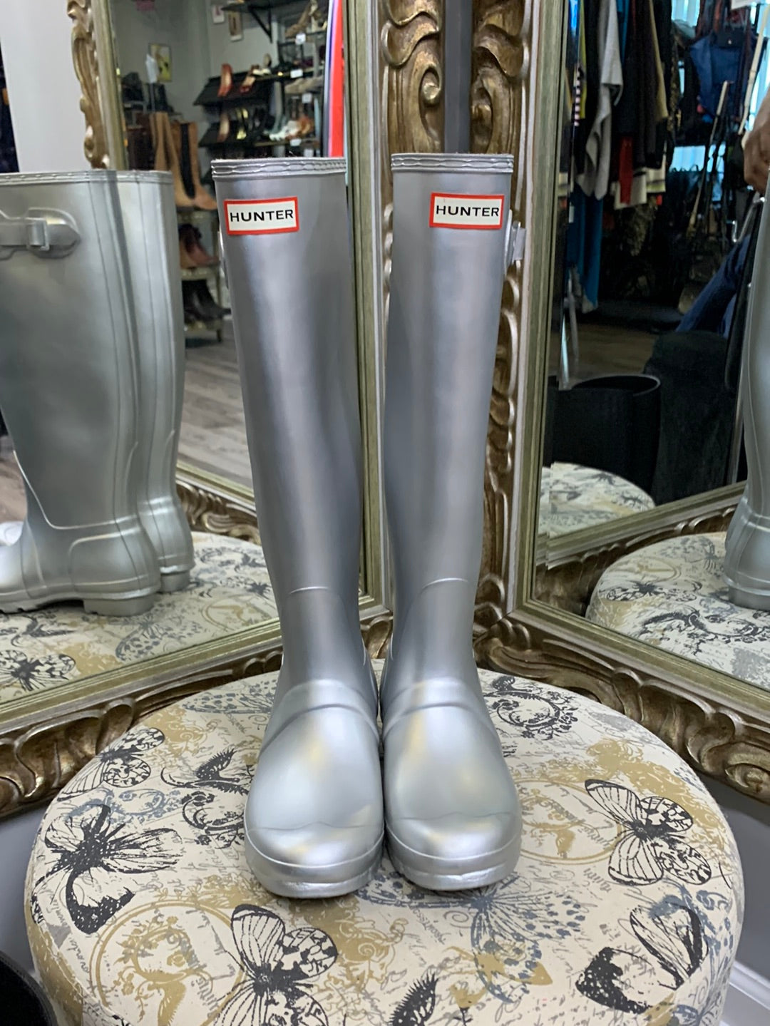 Hunter Tall Metallic Boots - size 7