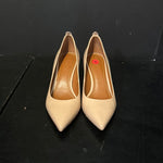 Load image into Gallery viewer, Coach Pointed Pumps Shoes - size 9
