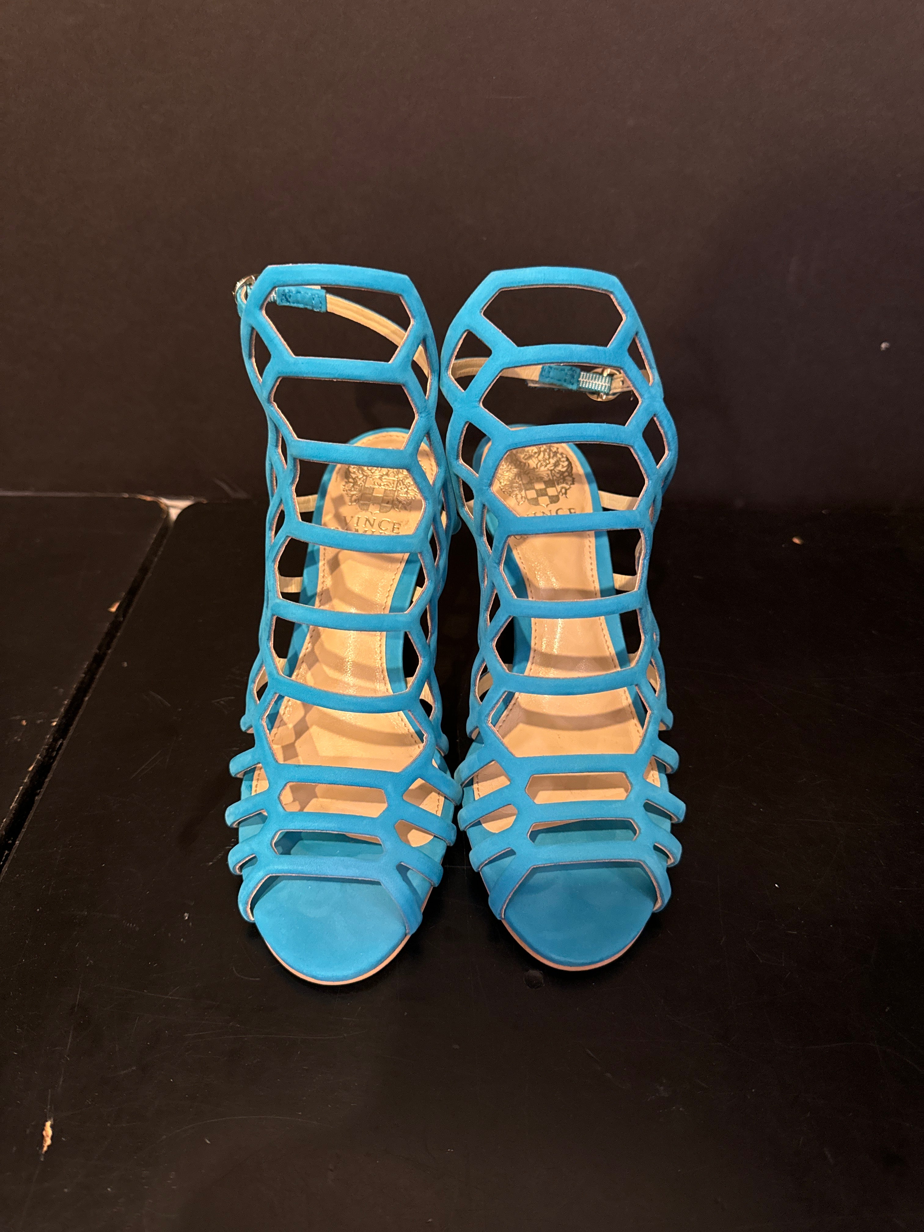 Vince Camuto Suede Cage Shoes - size 5