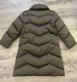 Load image into Gallery viewer, Moncler Puffer 3/4 length coat - size medium
