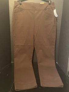 Chicos Stretch Slim Regular (Size 2.5)