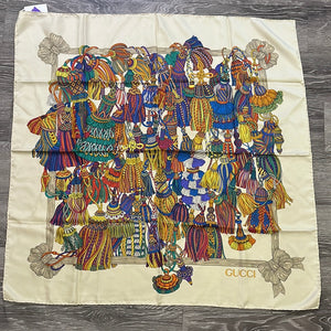 Gucci silk print Scarf - square