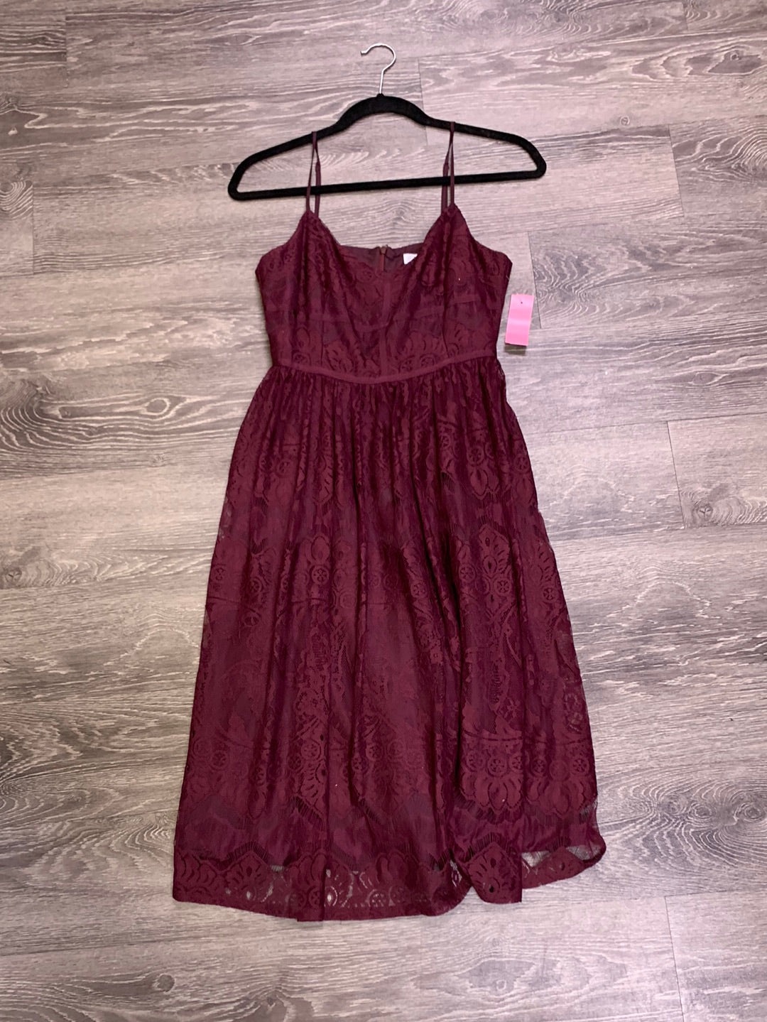 BB Dakota Sleeveless Dress - size 4