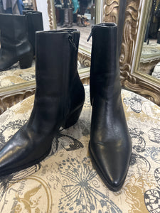 Matisse Pointy Toe Boots (Size 7.5)