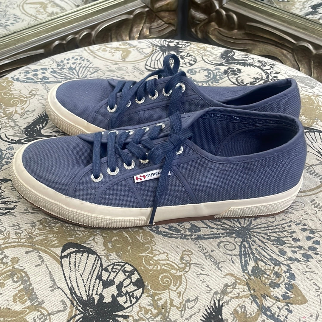 Superga Canvas Lace Up Shoes - Size 9.5