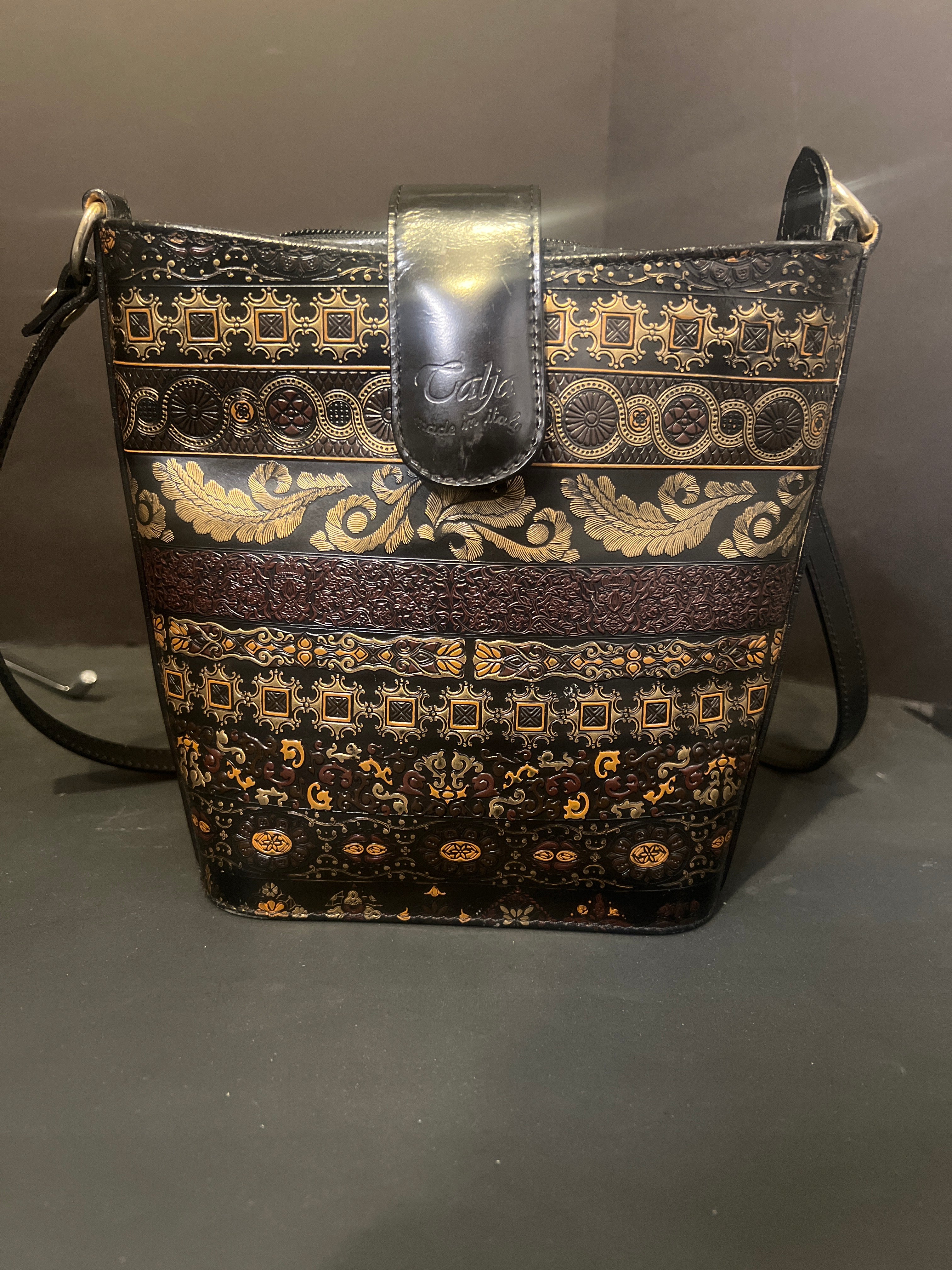 Calja Made In Italy Detailed Front Handbag (Size Small)