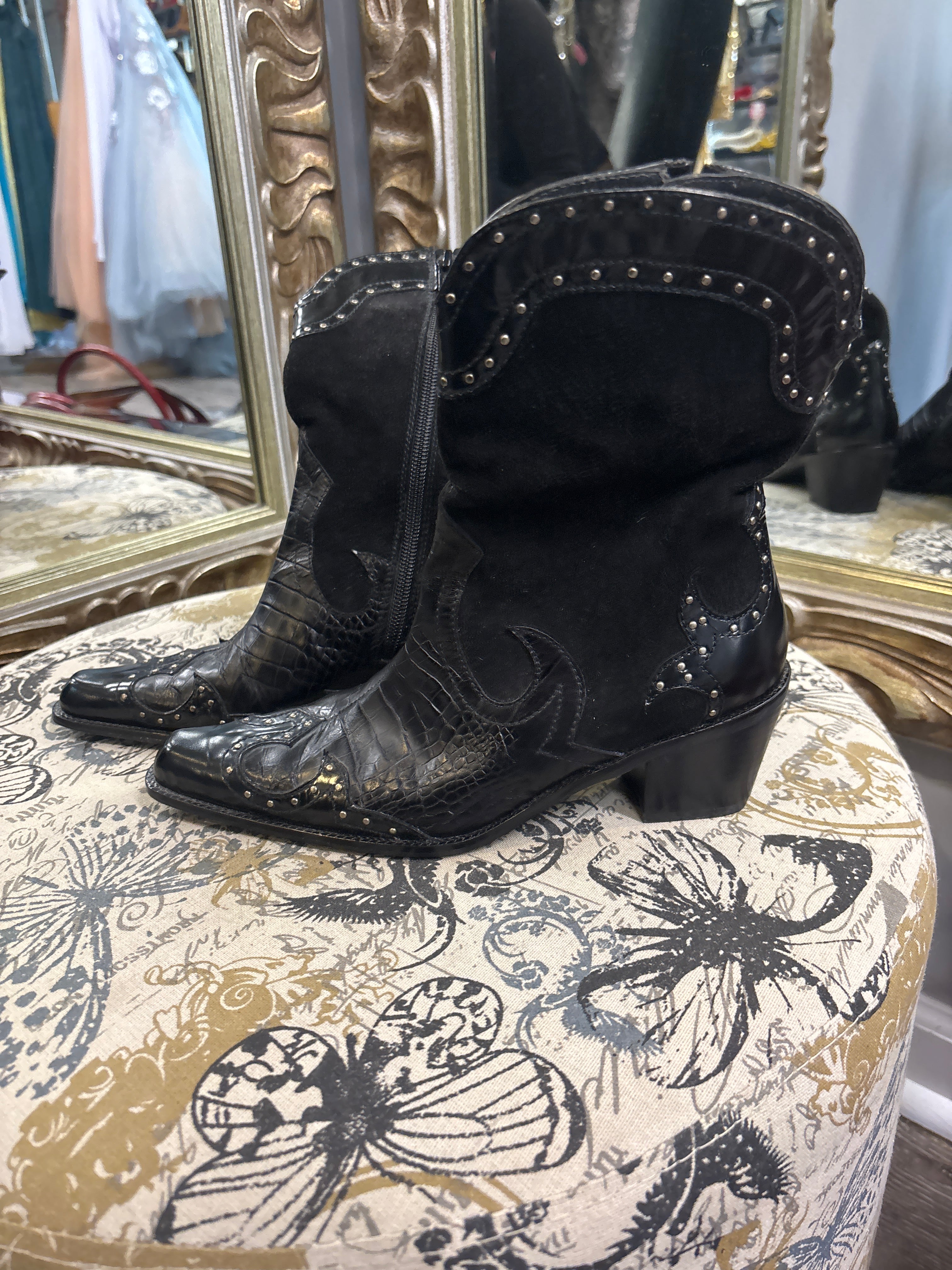Stuart Weitzman Suede/Croc Cowboy Booties - size 6