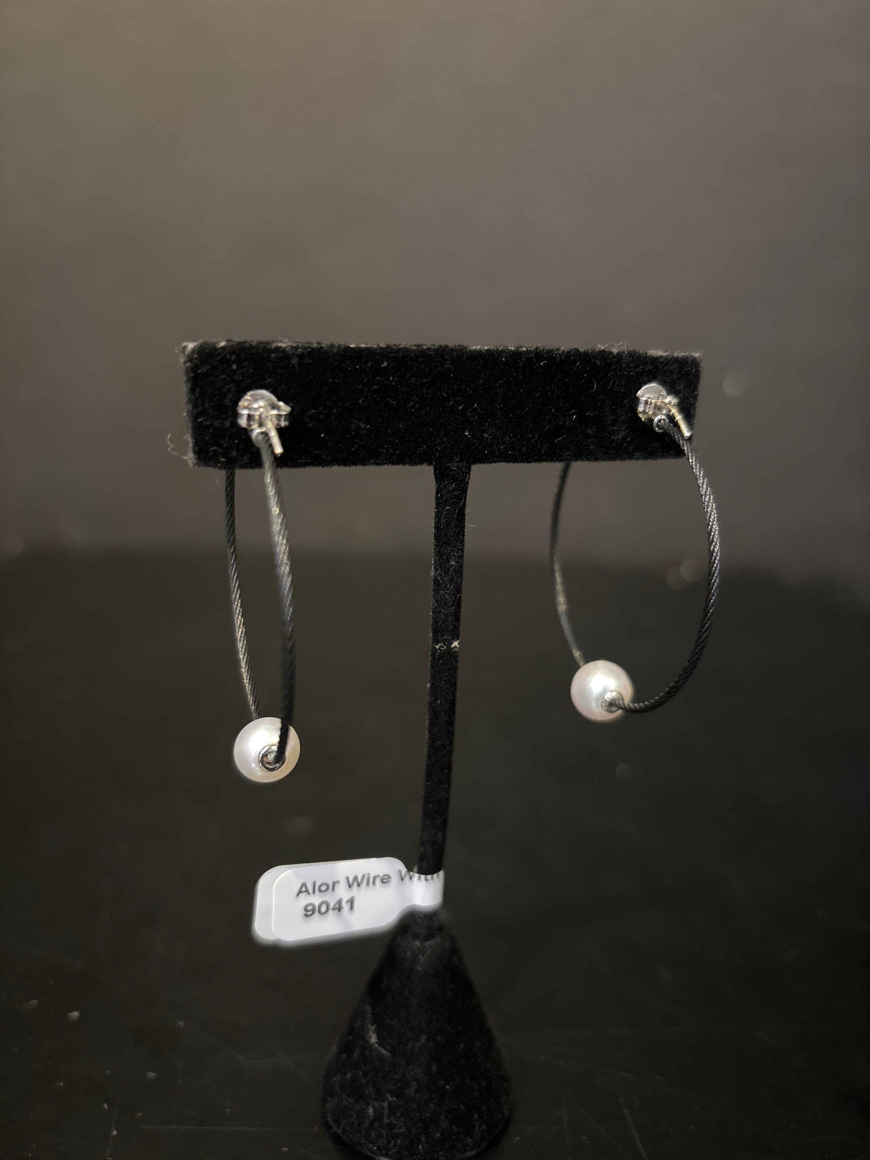 Alor Wire With Pearl Earrings