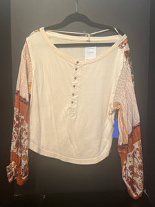 Free People 1/2 Button Up Flower Top (Size Extra Small)