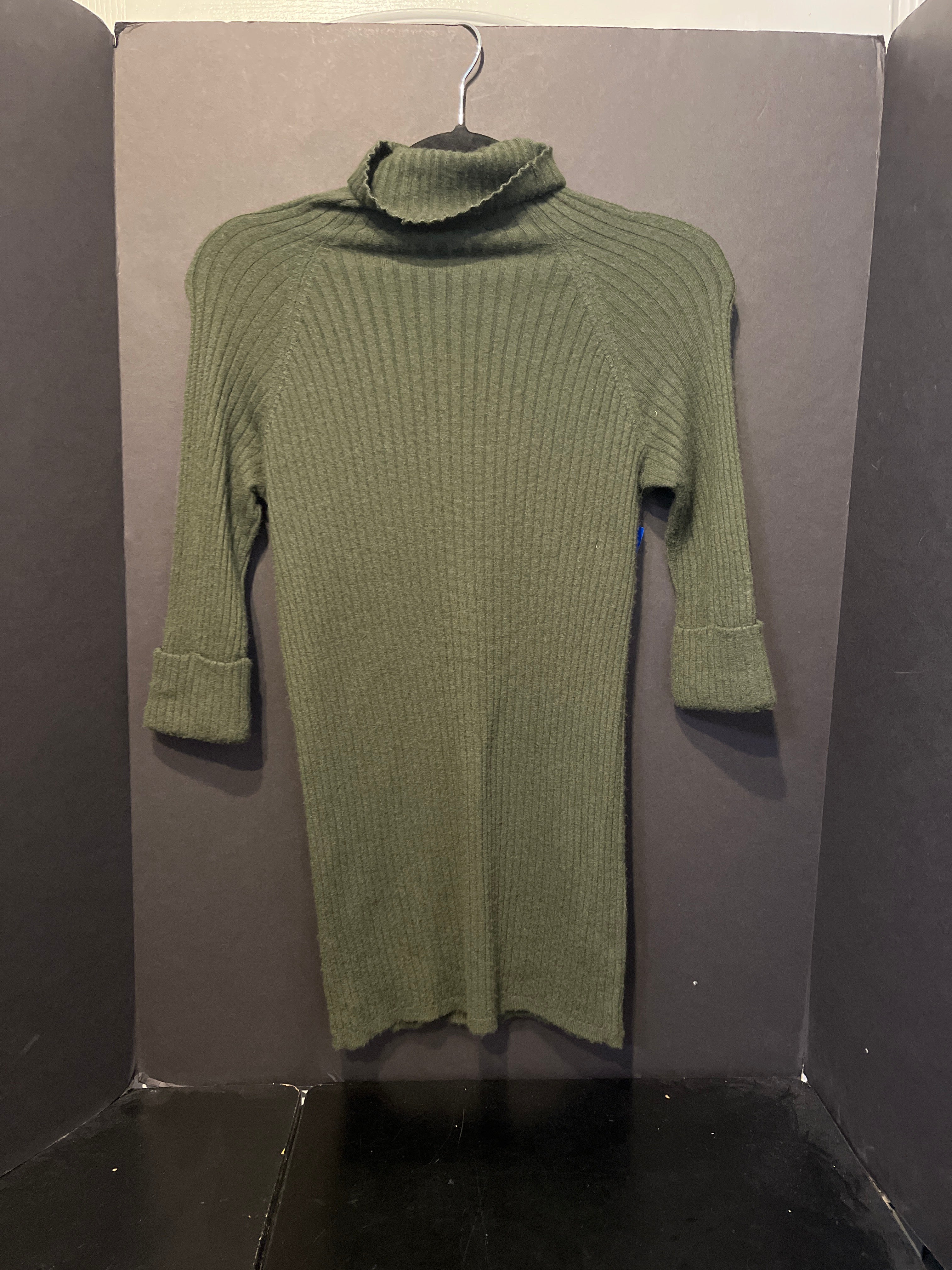 Vince Ribbed Cashmere Turtleneck Sweater - Size Small