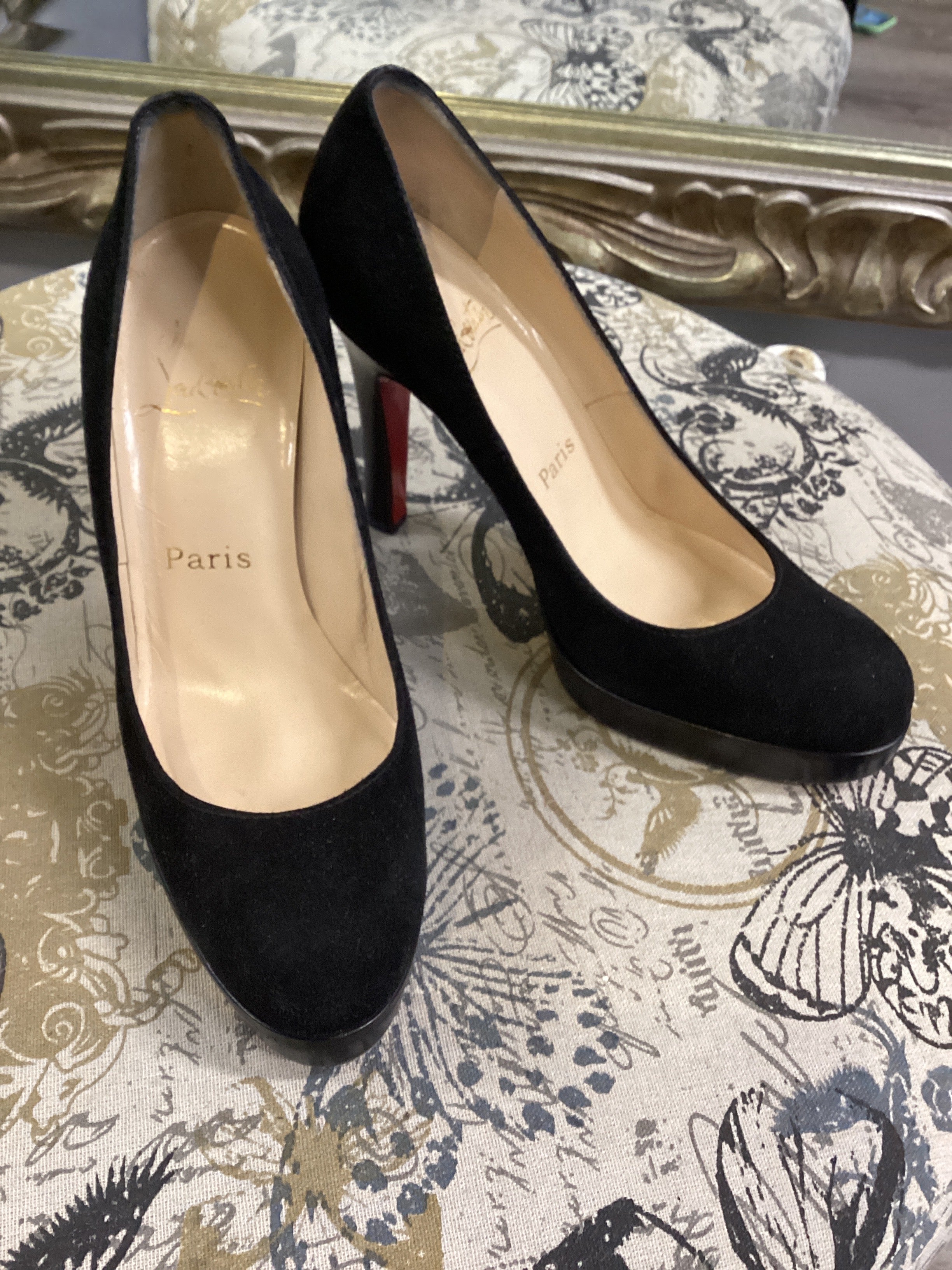 Louboutin suede pumps - Size 37