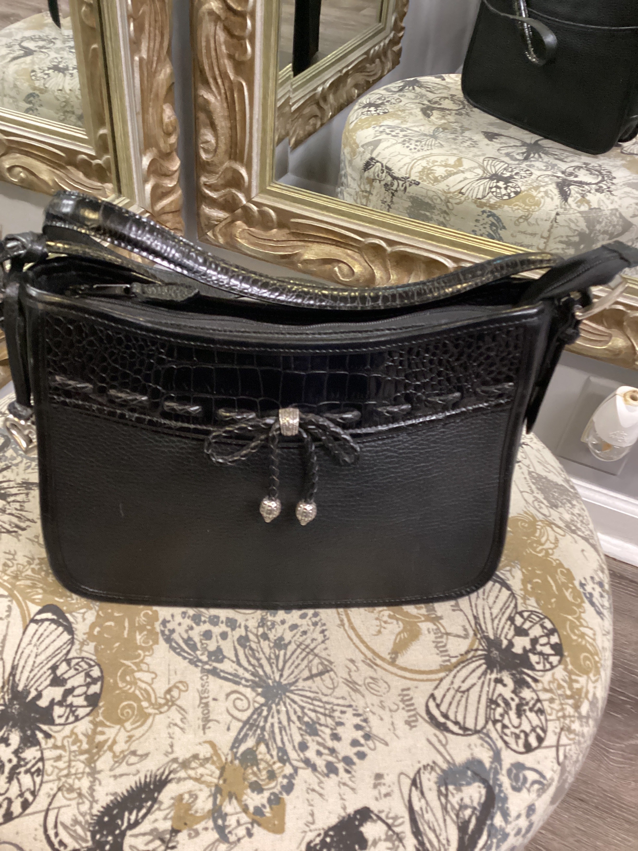 Brighton square with bow/ strap Handbag