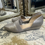 Load image into Gallery viewer, Eileen Fisher Metallic Flats - Size 6.5
