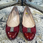 Load image into Gallery viewer, Ferragamo Patent Flats - Size 9.5
