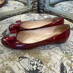 Load image into Gallery viewer, Ferragamo Patent Flats - Size 9.5
