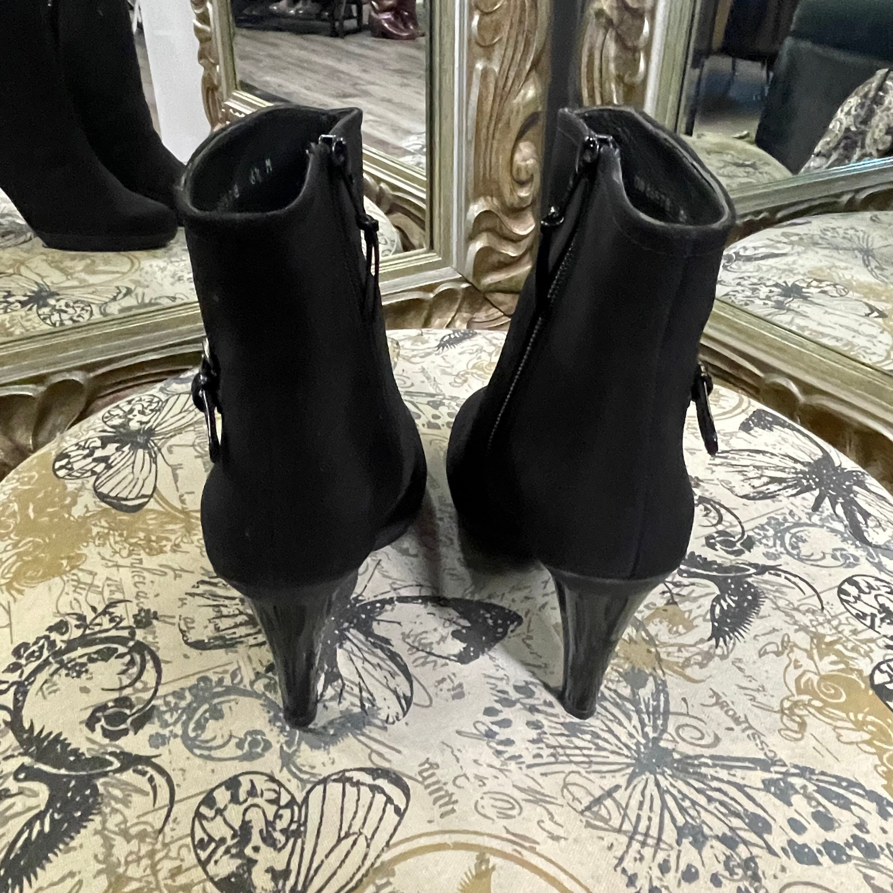 Stuart Weitzman Booties - Size 6.5