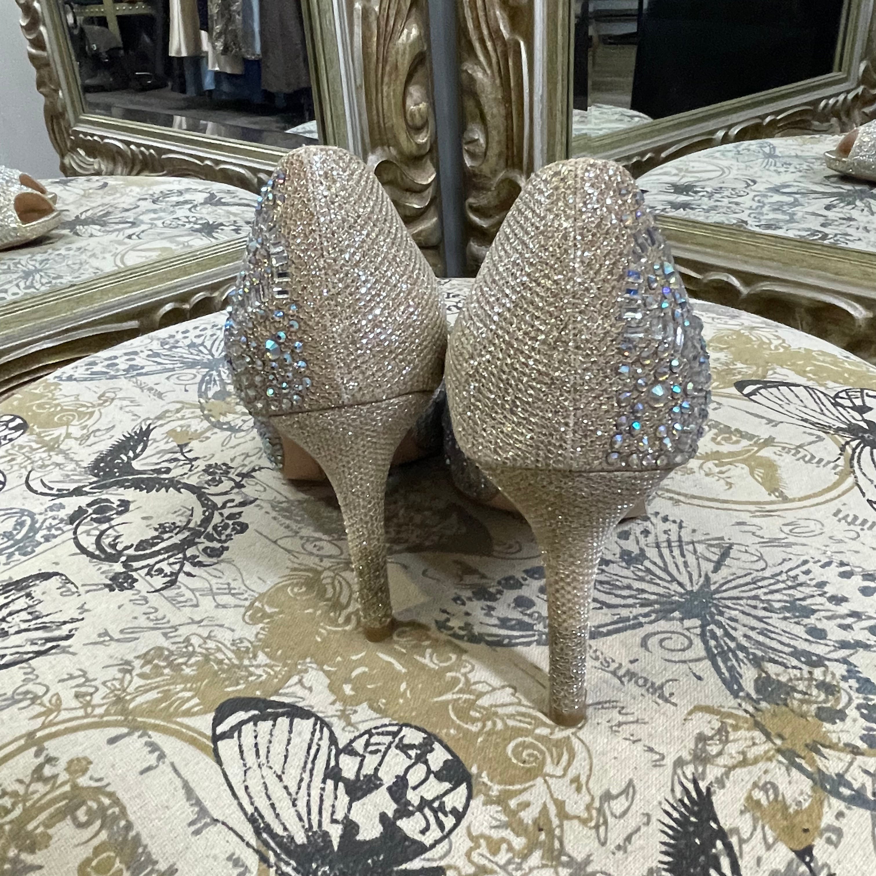 Lauren Lorraine Rhinestone Pumps - Size 8