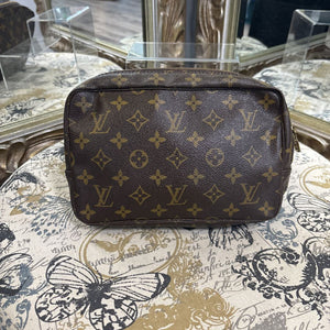 Louis Vuitton Cosmetic pouch ACCESSORIES S
