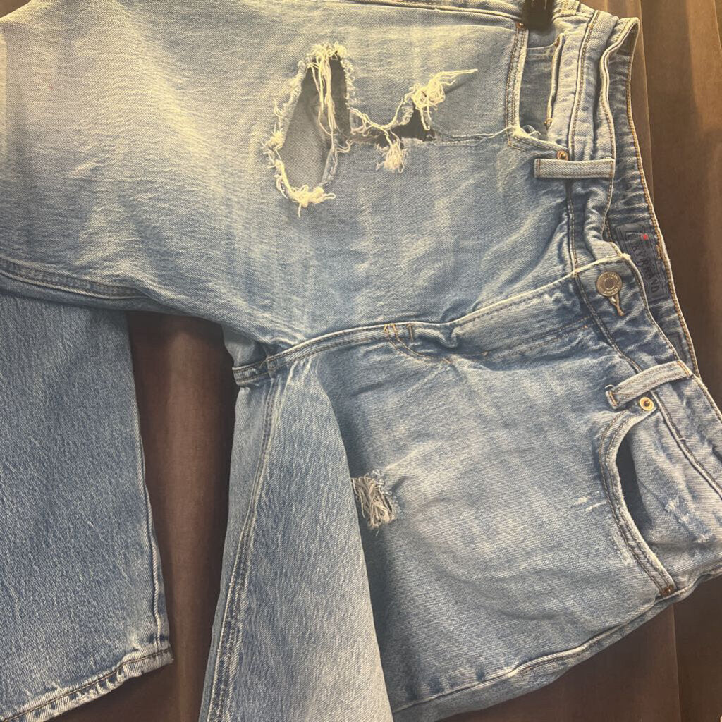Lucky Brand Distressed JEANS 12