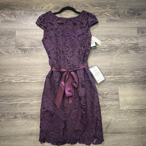 Adrianna Papell NWT appliques DRESSES 6