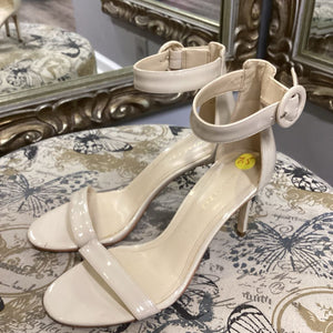Marc Fisher Patent ankle Strap SHOES 7.5