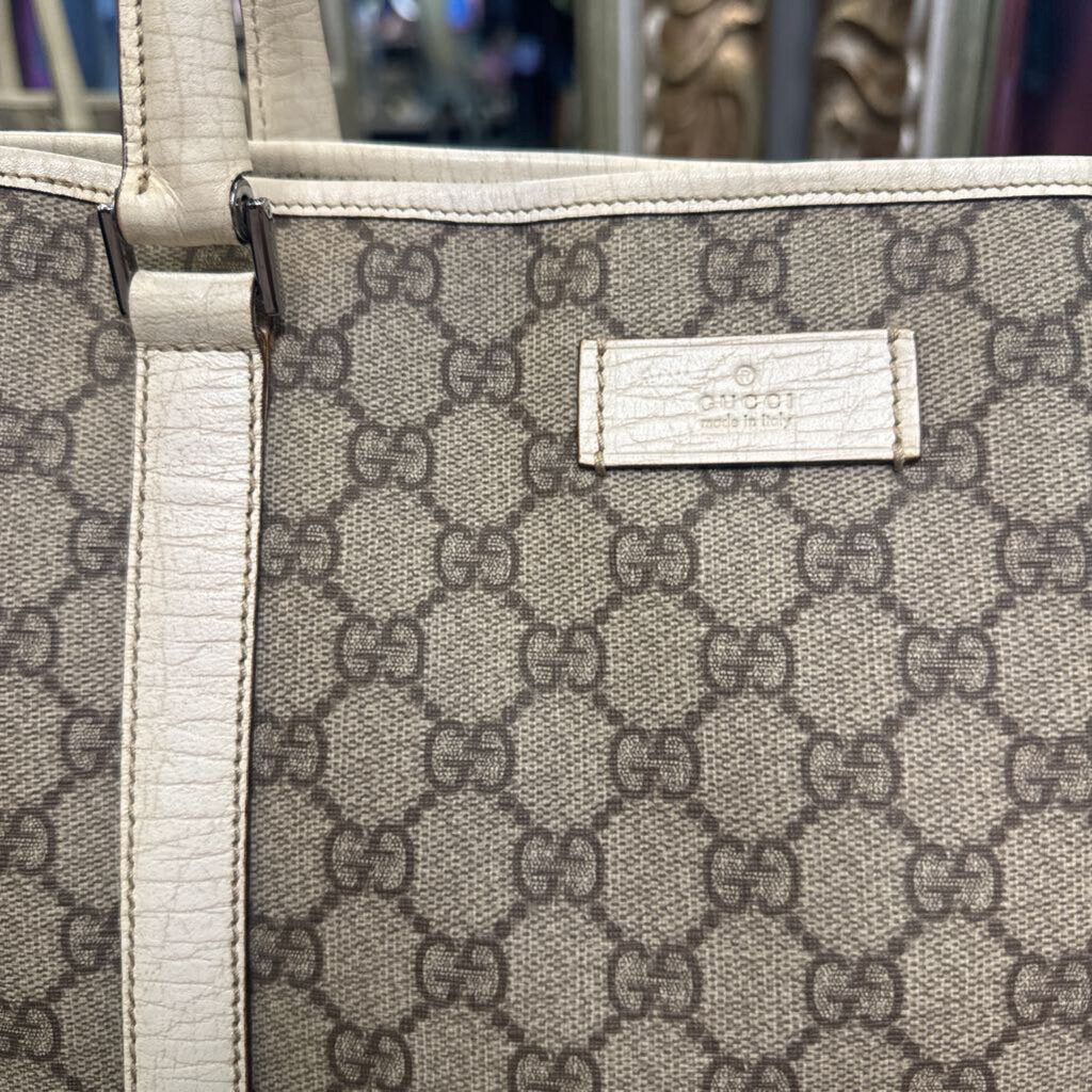 Gucci Supreme zip tote HANDBAGS M