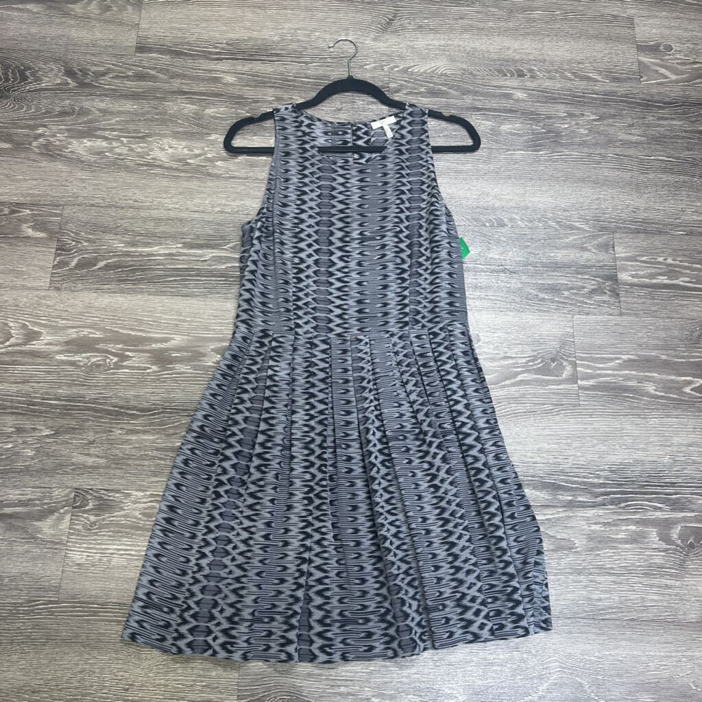 Joie Pleated Bottom DRESSES M