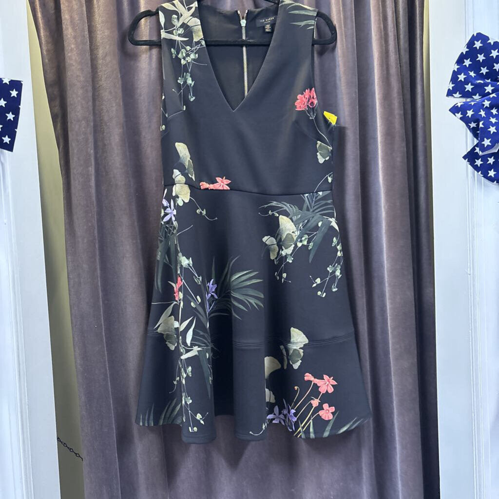 Ted Baker Flower Print Vneck DRESSES 4