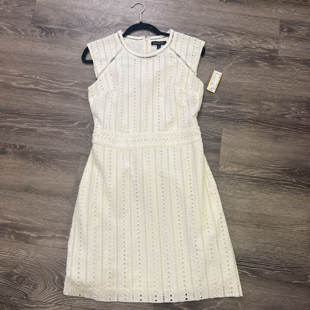 Banana Republic Eyelet Circles Sleeveless DRESSES 4