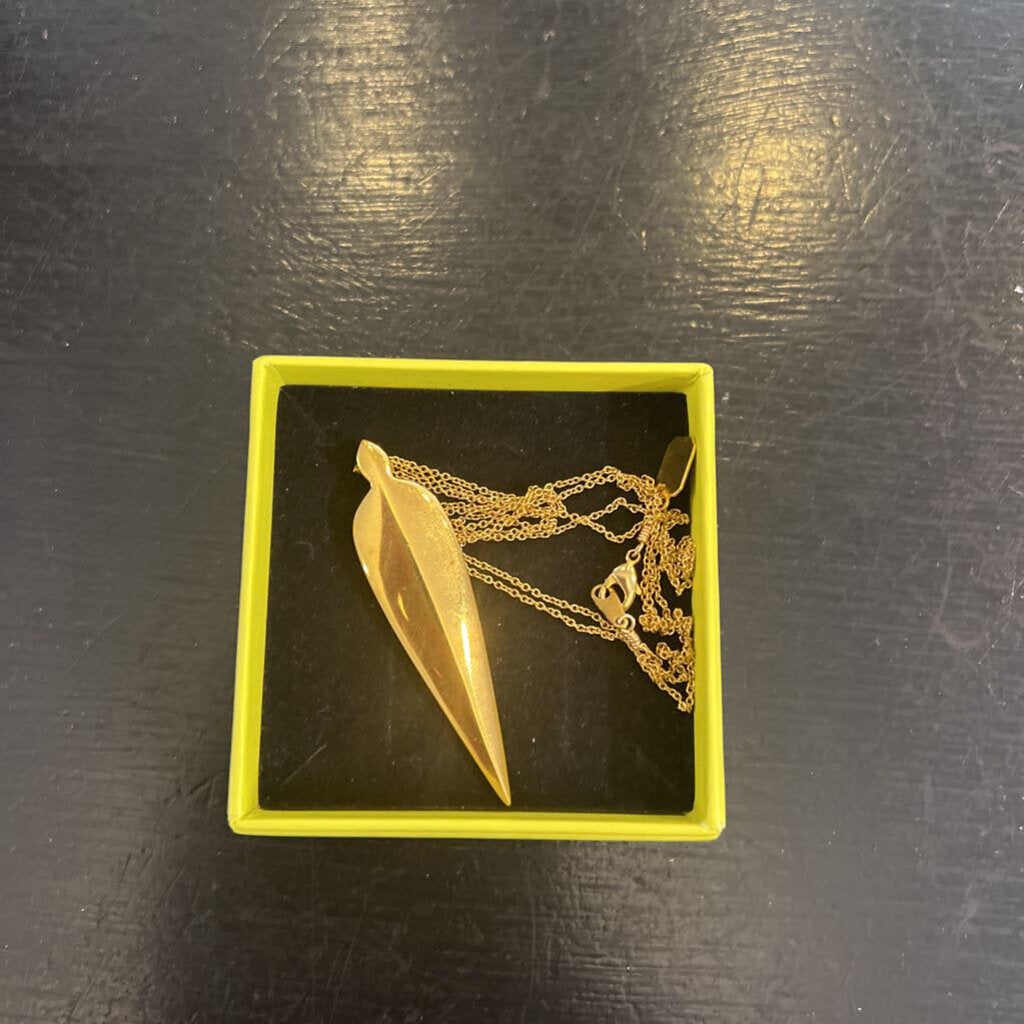Tina Lilienthal Gold Dagger-Like Pendant Necklace NECKLACES OS