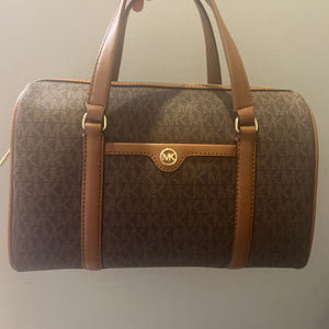 MK Barrell Bag- New HANDBAGS Med