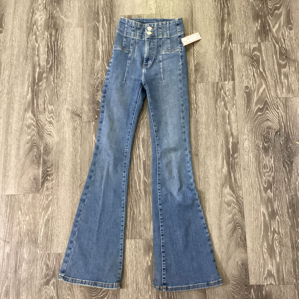 Free People Flare Light Wash JEANS 24