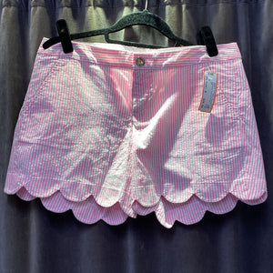 Lilly Pulitzer Searsucker Scallop Bottom SHORTS 8