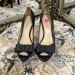 Load image into Gallery viewer, Talbots Bow Peep Toe Heel SHOES 8.5
