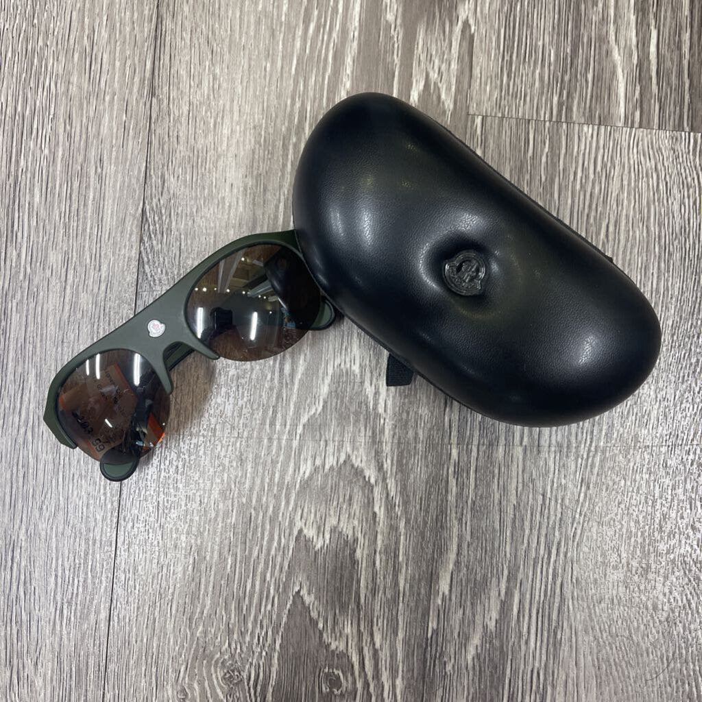 Moncler NWT Quattromila SUNGLASSES