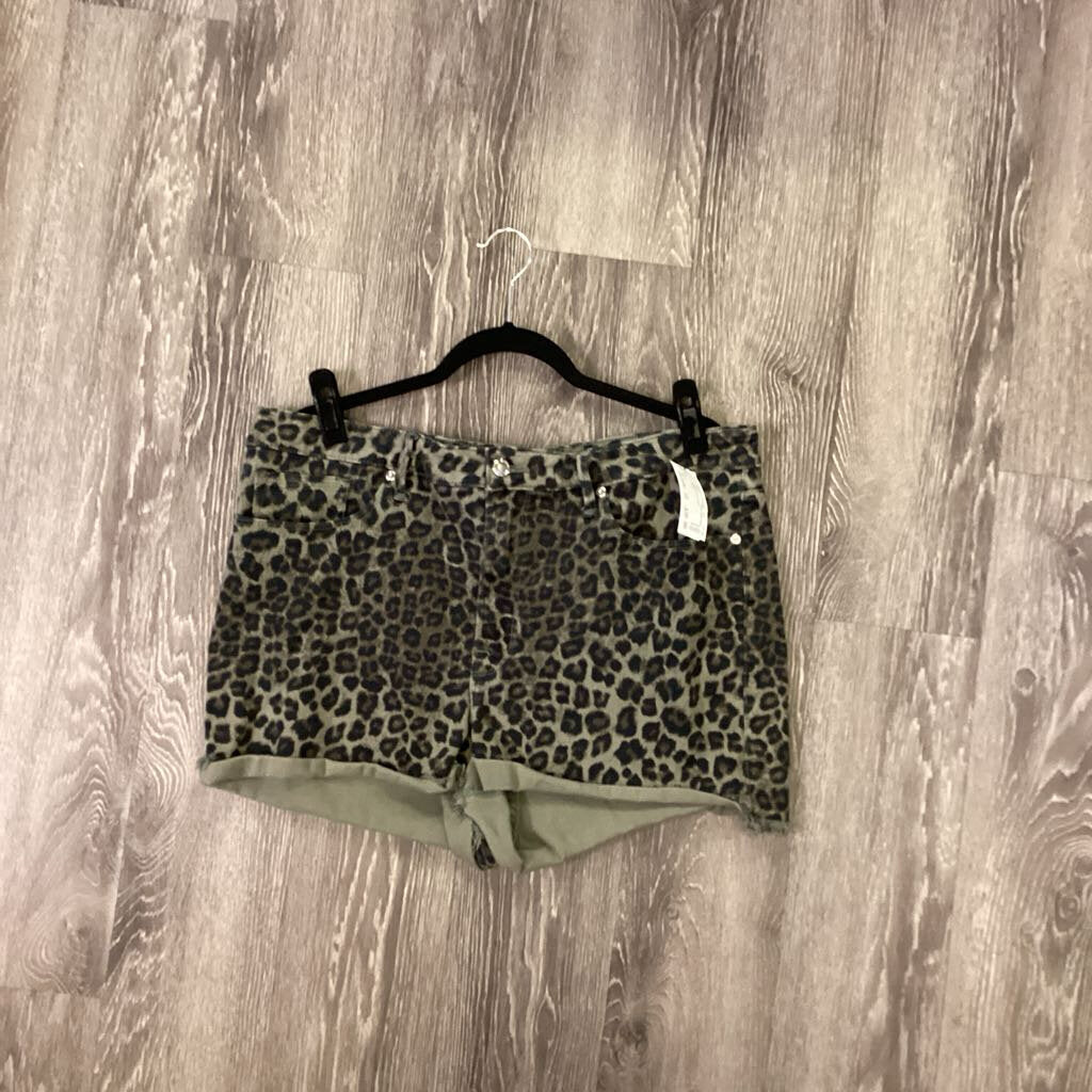 Good American AnimalPrint SHORTS 18