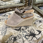Load image into Gallery viewer, Toms Suede Peep Toe Wedge SHOES 11
