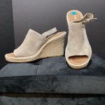 Load image into Gallery viewer, Toms Suede Peep Toe Wedge SHOES 11
