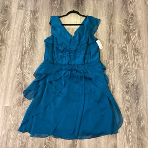 Adrianna Papell Ruffle Front Midi DRESSES 18w