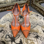 Load image into Gallery viewer, Gucci Studded Toe Pumps SHOES 40
