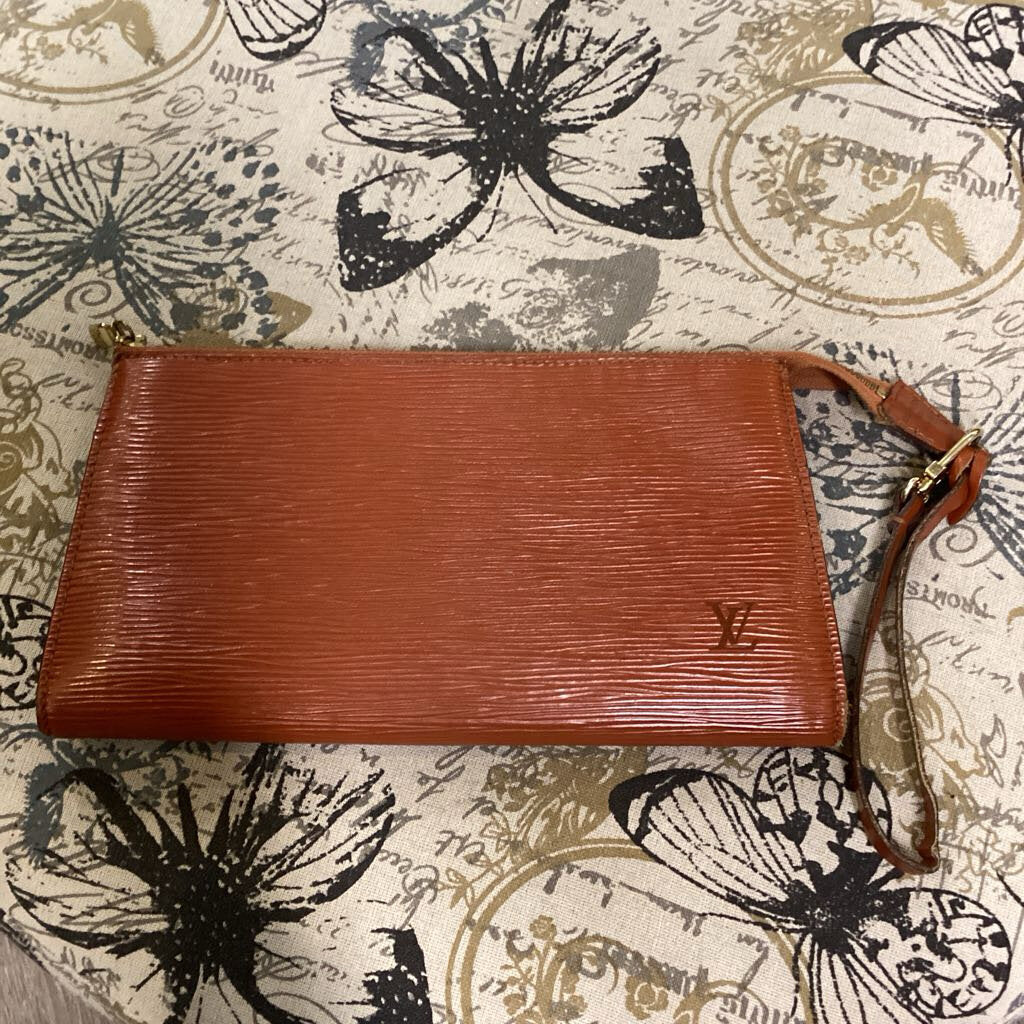 Louis Vuitton Epi Leather Wristlet Zip ACCESSORIES S