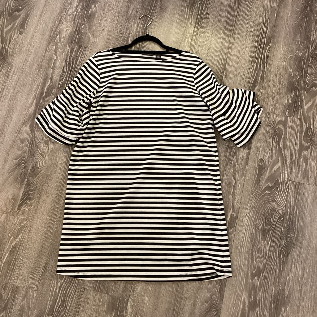 Halogen Striped Bell Sleeve DRESSES S