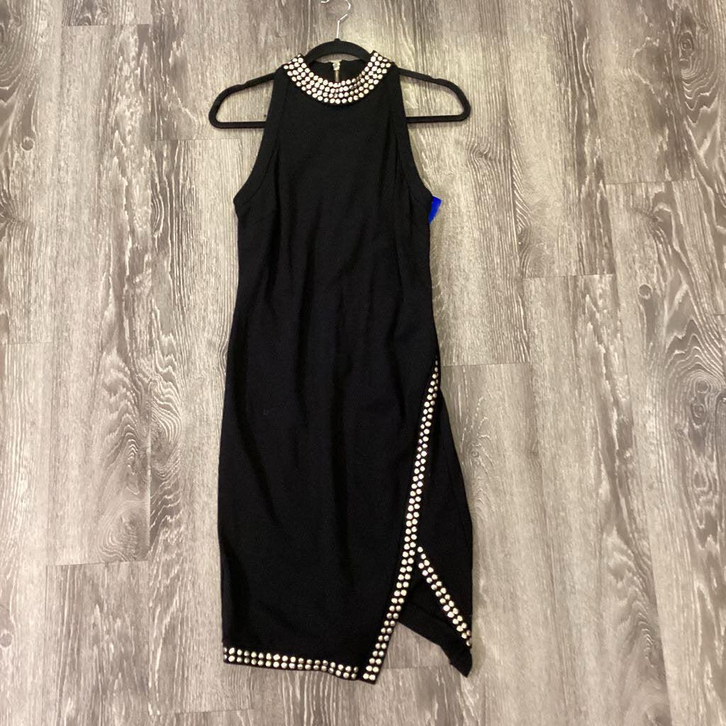 Carmen Marc Valvo High Neck Grommet Detail DRESSES 6