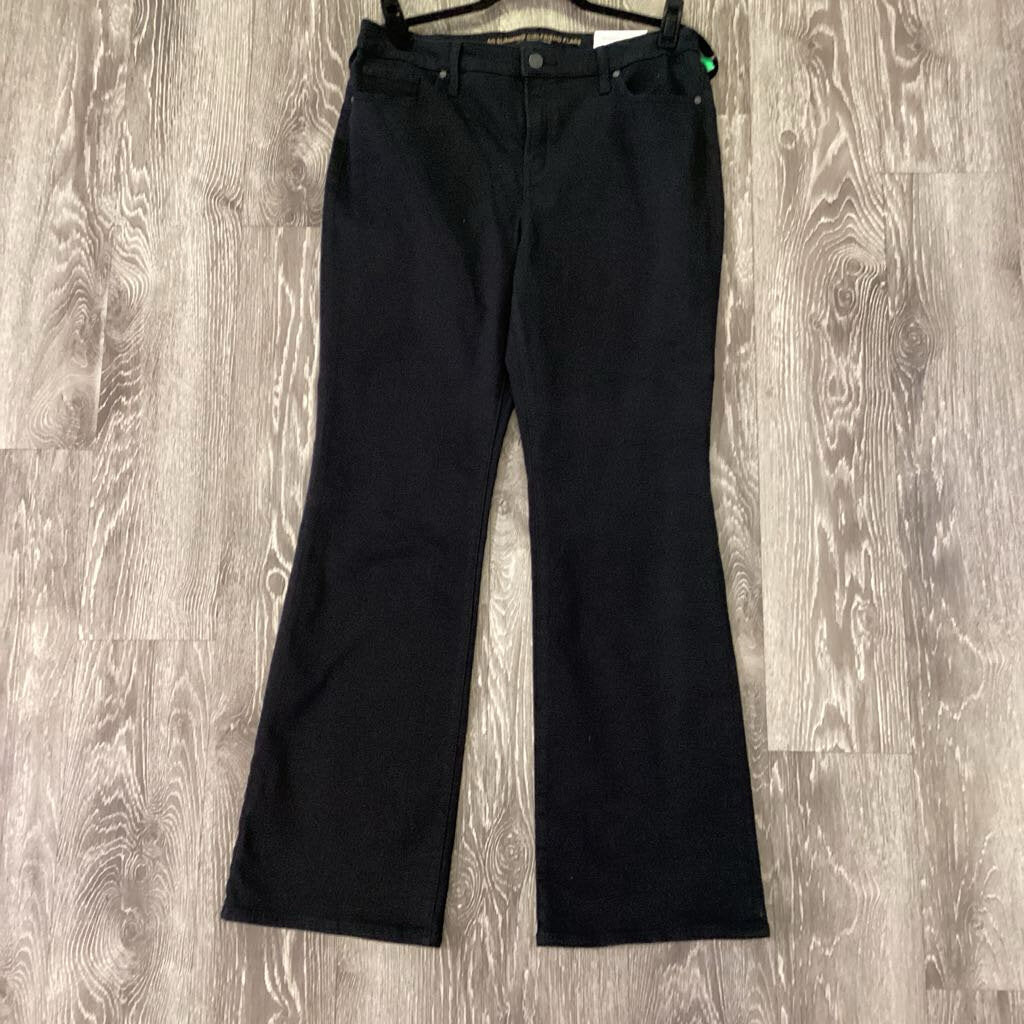 Chicos NWT Mini Flare Solid Denim JEANS 10
