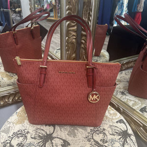 Michael Kors Leather Monogram HANDBAGS M