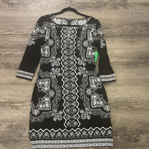 WHBM Patterned Keyhole 3/4 Sleeve DRESSES XS