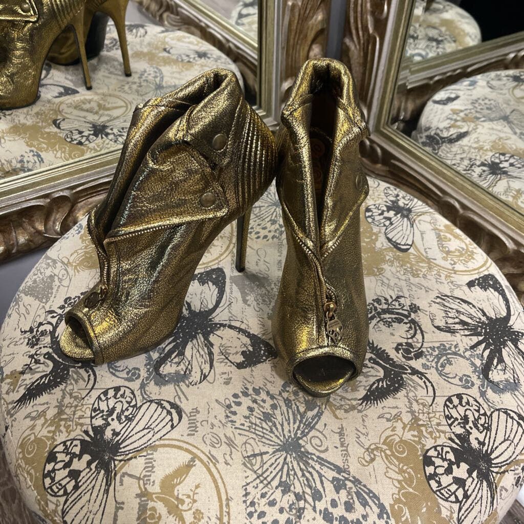 Alexander McQueen Zip Front Grommet Metallic Heels SHOES 10