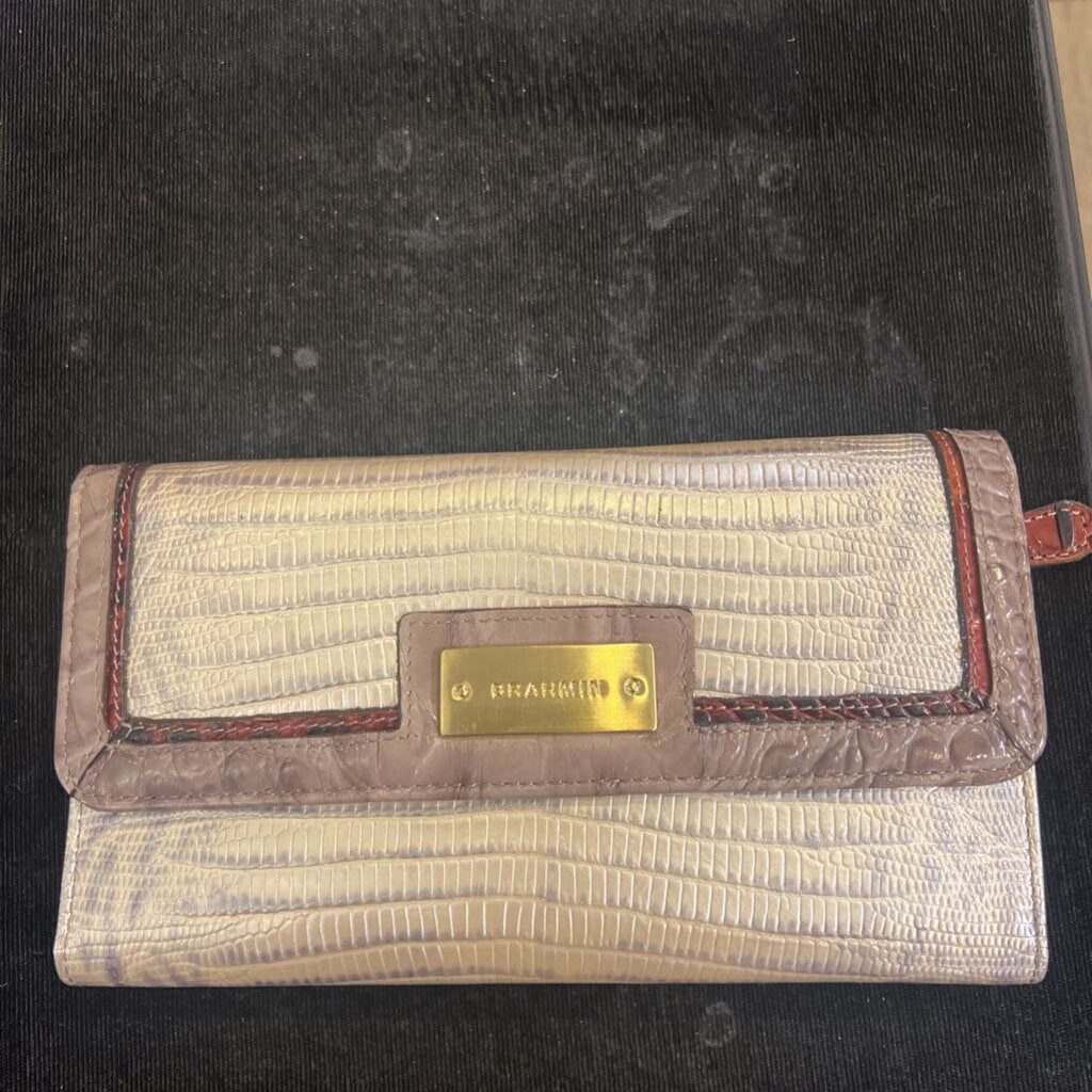 Brahmin NWT Snap WALLETS